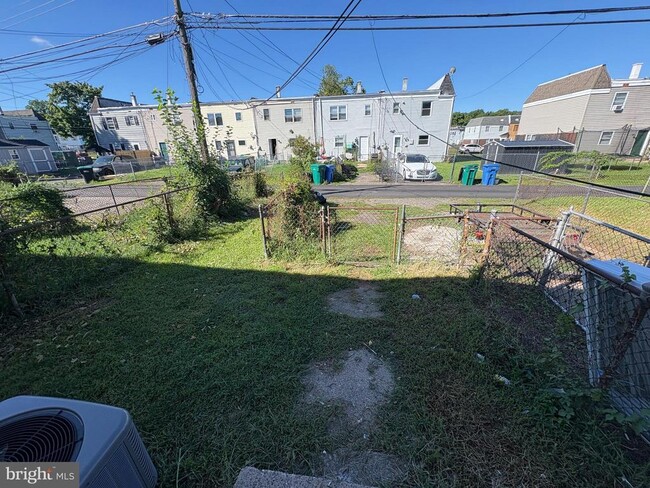 Building Photo - 2409 Bloomsdale Rd