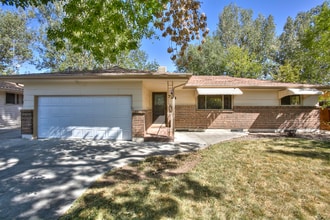 Building Photo - 724 Kimball Rd