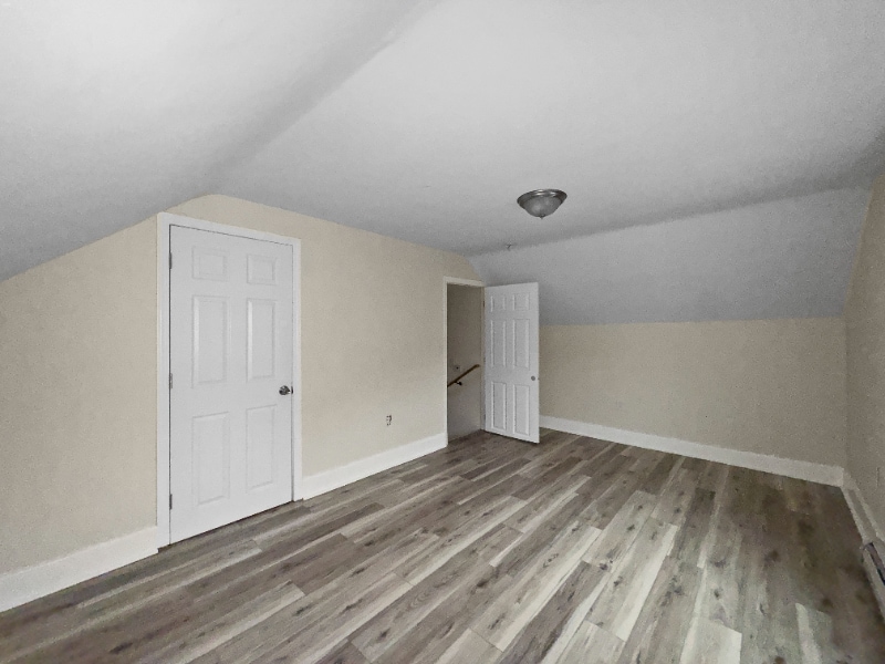 Building Photo - 8-10 Varnum St