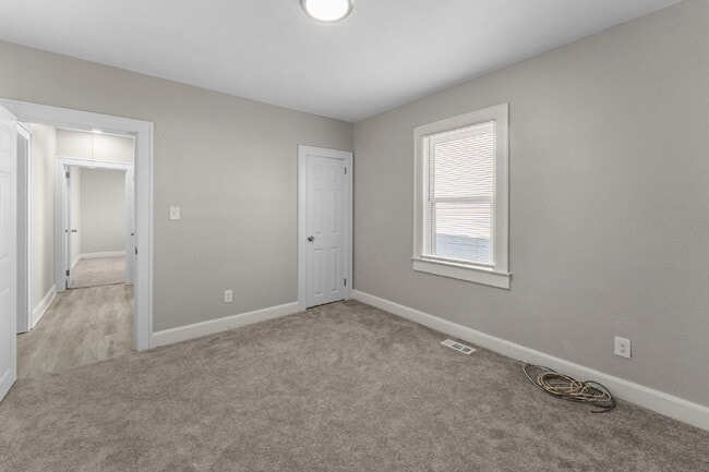 Building Photo - 254 Pocahontas Pl