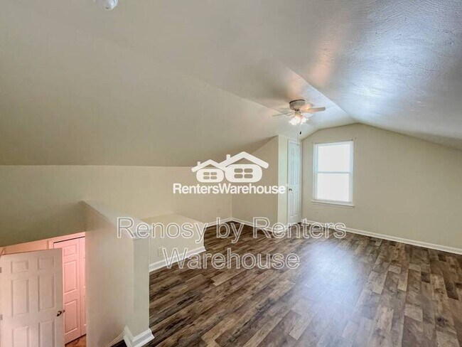 Building Photo - 504 Hamilton Ave