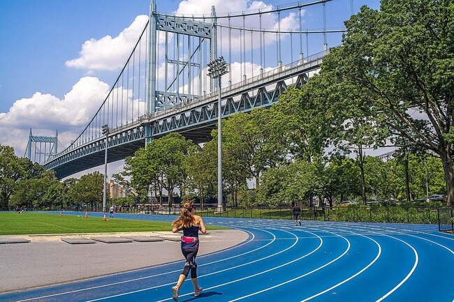 Building Photo - 12-16 30th Ave -401