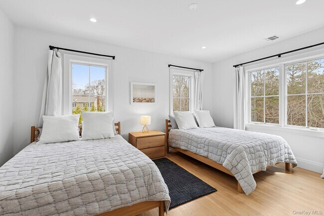 Building Photo - 8 Sweetgrass Rd