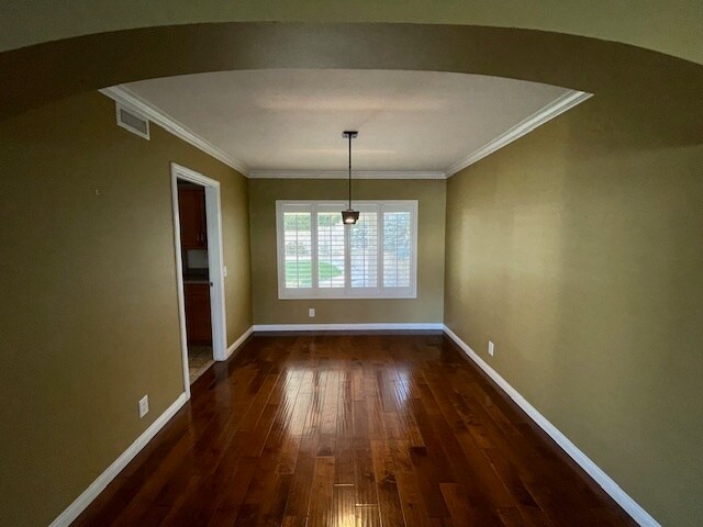 Building Photo - 8442 Crimson Cir