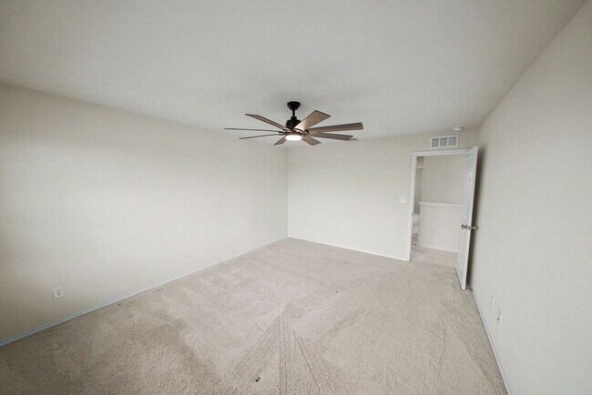 Building Photo - Open-Concept 3BR + Game Room Near Fort Sam & Randolph - Realtor Commission: $500