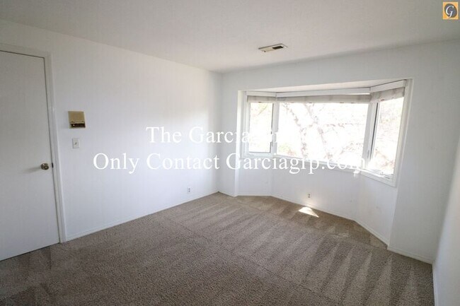 Building Photo - 1493 SW 66th Ave