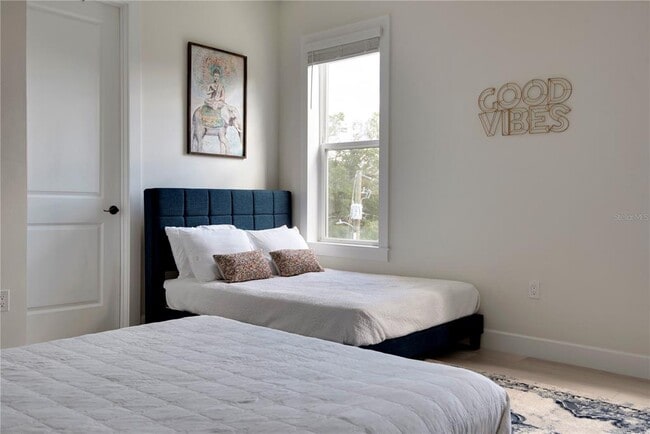 Building Photo - 4919 N Nebraska Ave