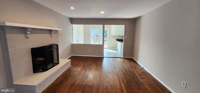 Building Photo - 3145 Elmmede Rd