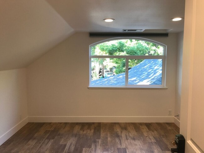 Building Photo - 0721 - 1319/1321 Normal Ave