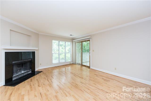 Building Photo - 2518 Cranbrook Ln