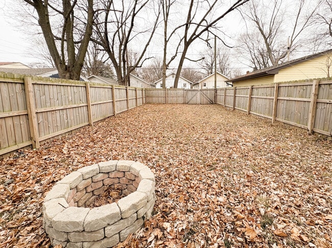 Building Photo - 3407 Graceland Ave