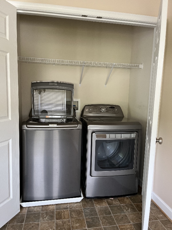 Building Photo - 378 English Oak Ln