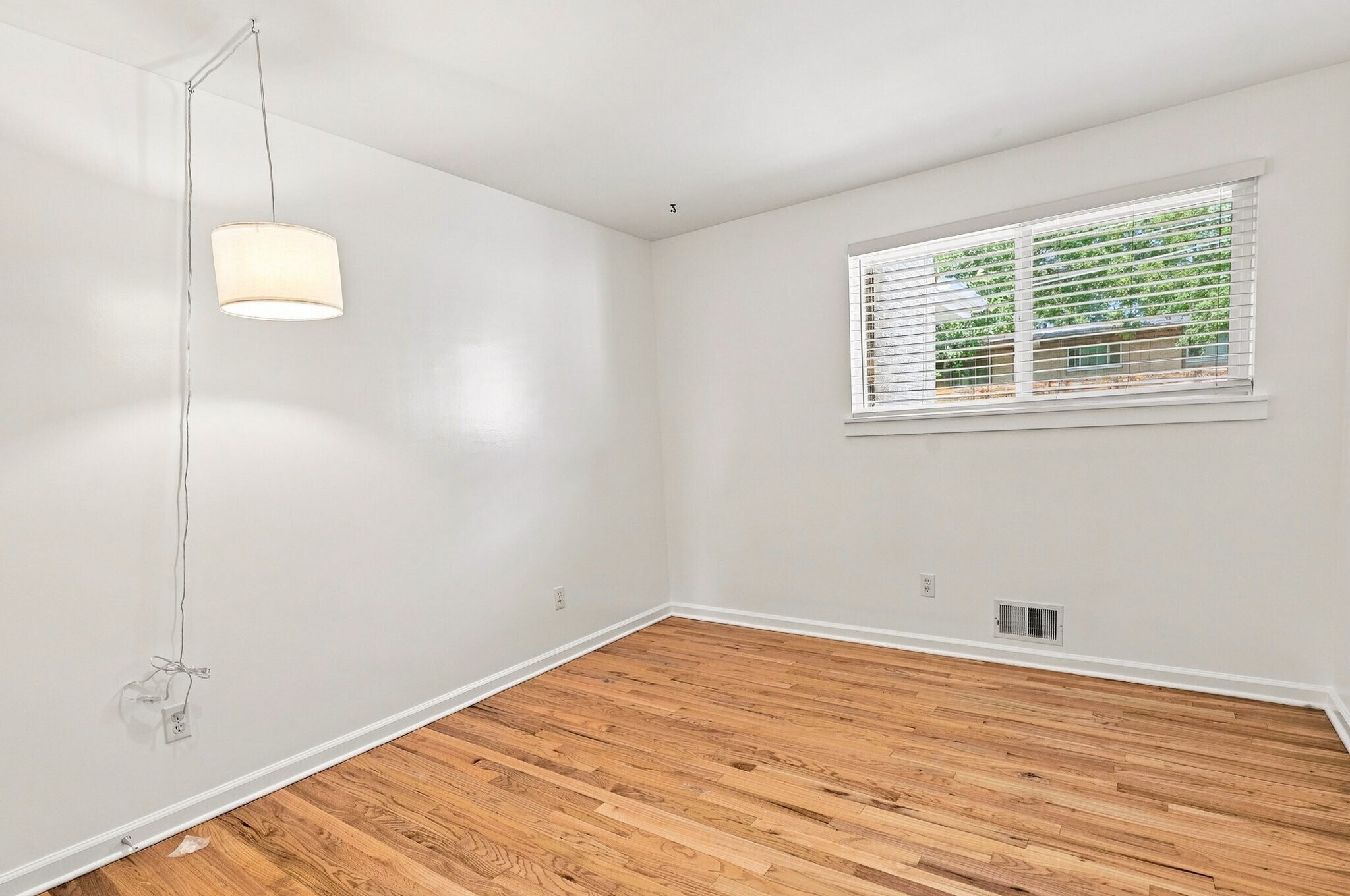 Building Photo - 6685 W 25th Ln