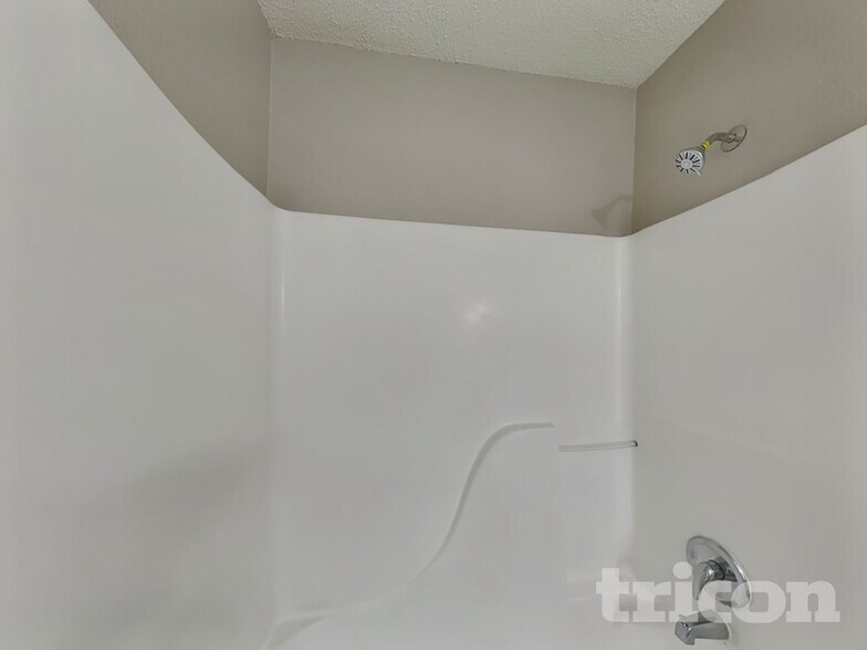 Building Photo - 6503 Townsend Way