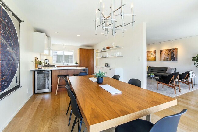 Building Photo - 75 Hancock St