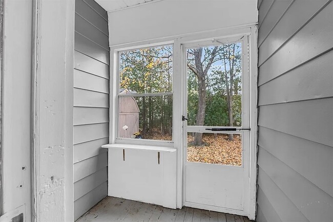 mudroom - 24 Lancaster Rd