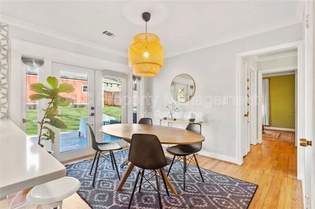 Building Photo - 2968 Catalina Dr