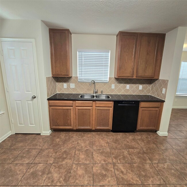 Building Photo - 12006 Audubon Hill Ct