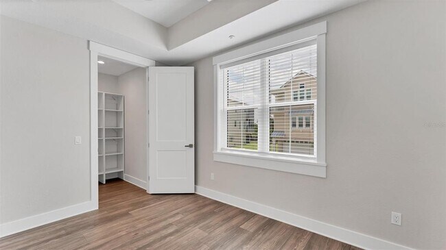 Building Photo - 10395 Coral Landings Ln