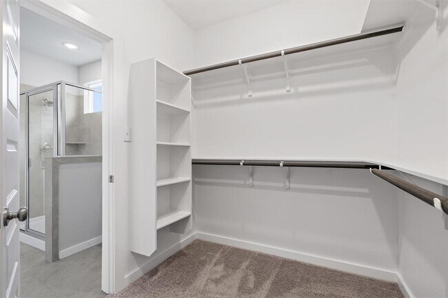 Building Photo - 113 Biscayne Dr