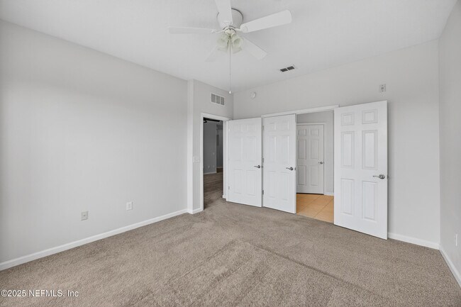 Building Photo - 11251 Campfield Dr