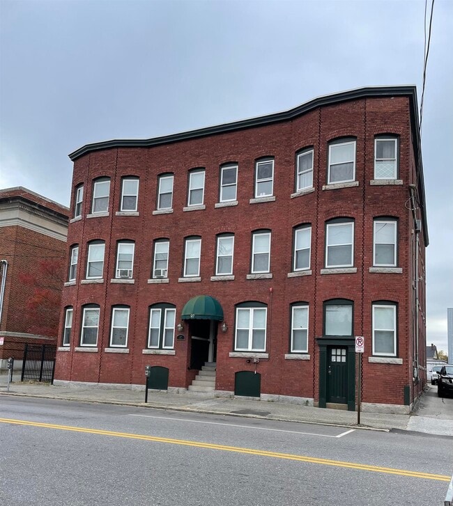 Primary Photo - 95 Bridge St