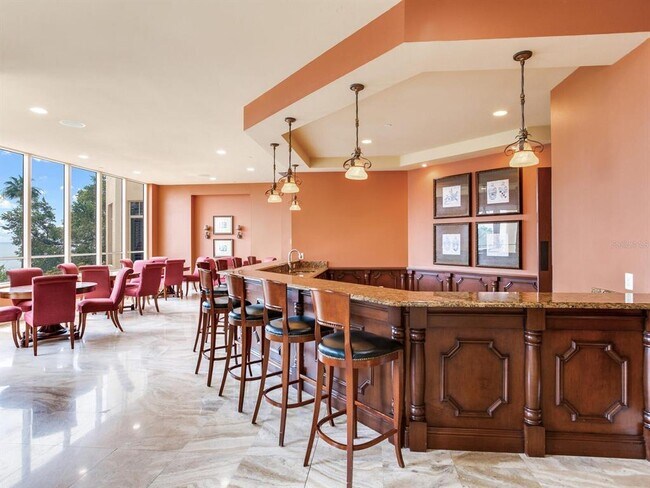 Building Photo - 4201 Bayshore Blvd