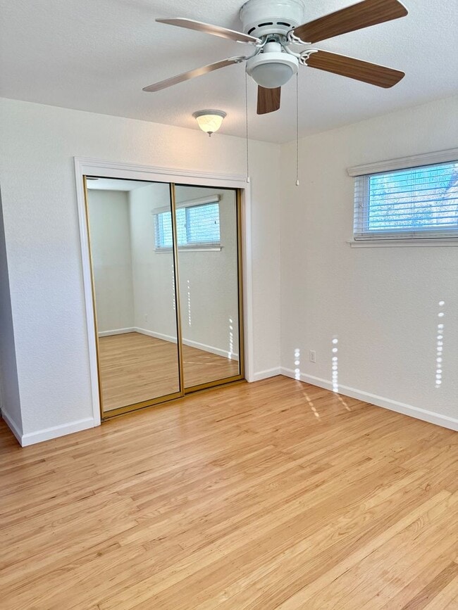 Building Photo - Beautiful Fair Oaks home