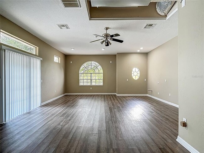 Building Photo - 8303 NIGHTWALKER Rd