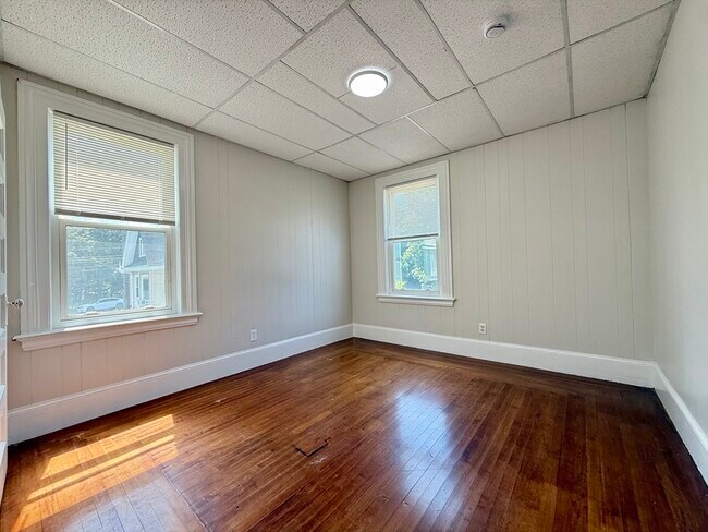 Building Photo - 346 Broadway
