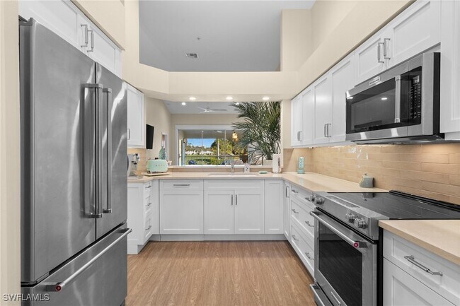 Building Photo - 2215 Chesterbrook Ct