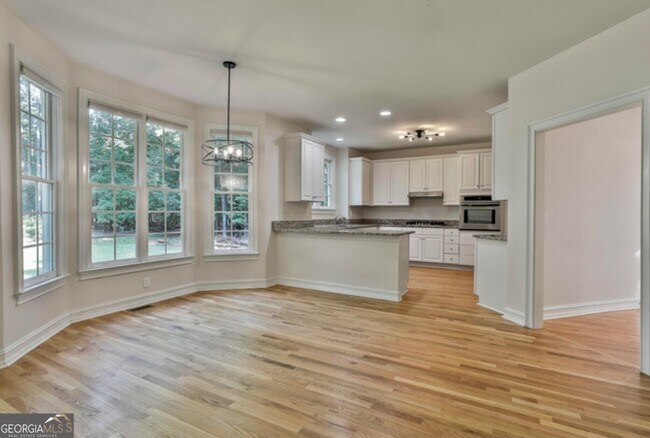 Building Photo - 1202 Loxley Cir