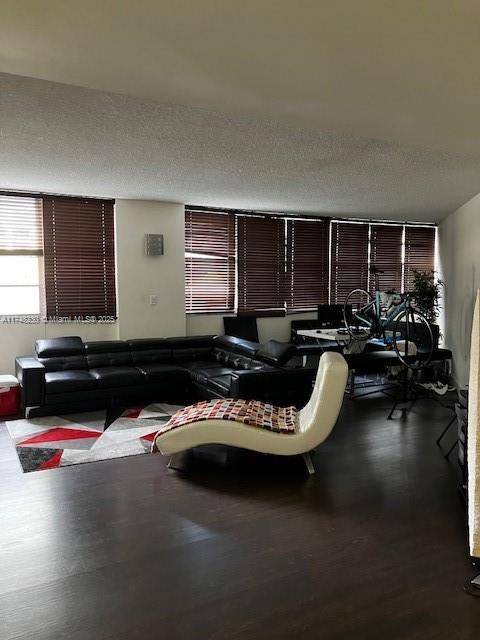 Building Photo - 801 Brickell Bay Dr