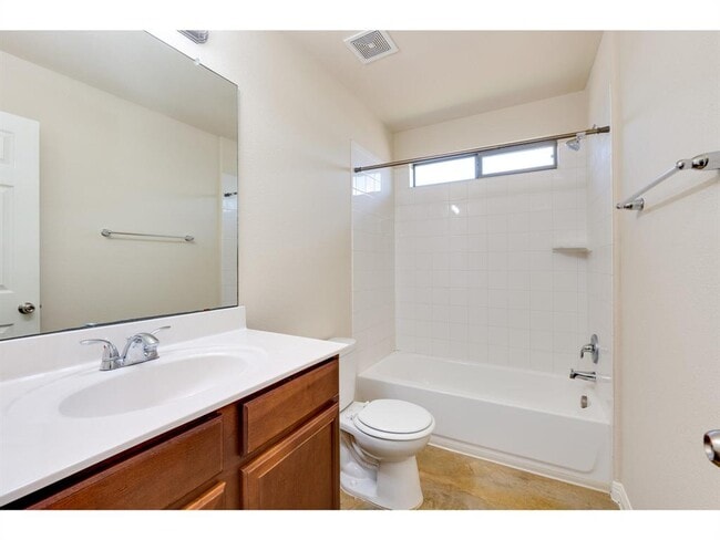 Building Photo - 4504 Halliday Ave