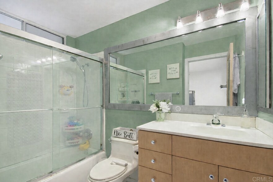 Building Photo - 6675 Mission Gorge Rd