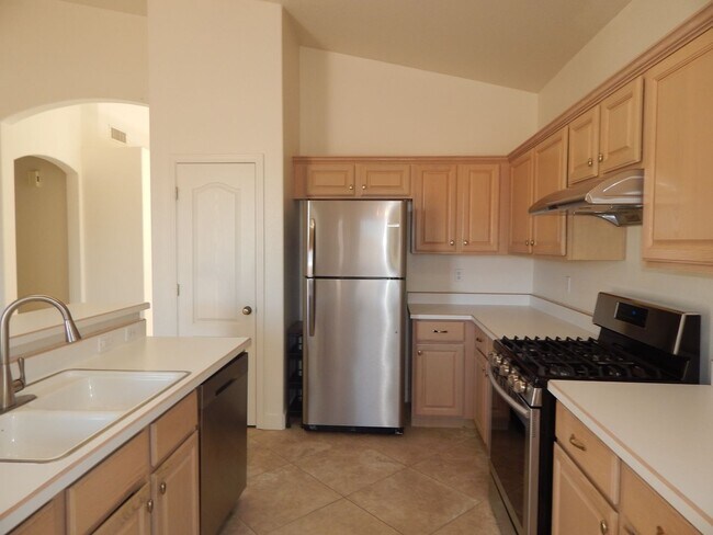 Building Photo - 7750 E Castle Valley Way