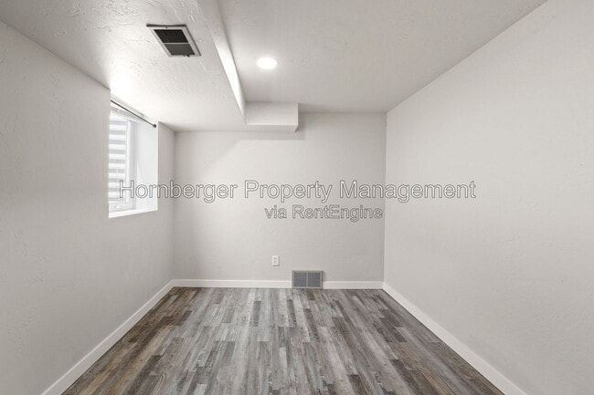 Building Photo - 9717 N Stevens St