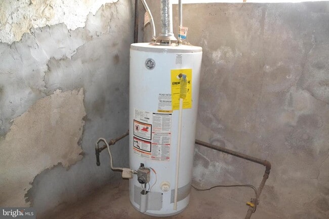 Building Photo - 243 Coverly Rd