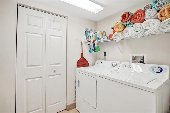 Building Photo - 2001 N Ocean Blvd