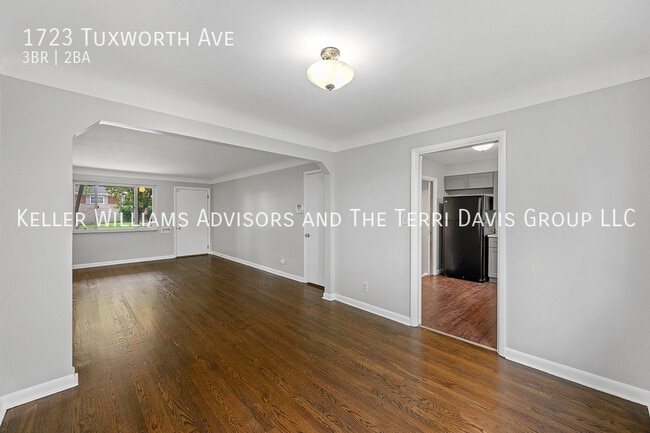 Building Photo - 1723 Tuxworth Ave
