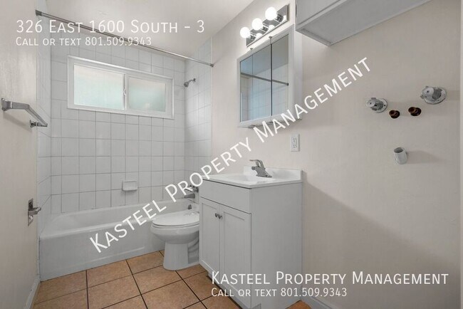 Building Photo - 326 1600 S