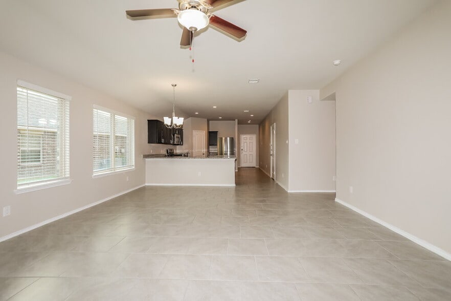 Building Photo - 23906 Paper Birch Ct