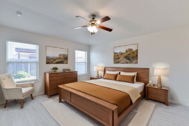 Building Photo - 12904 Pealing Wy