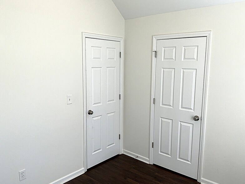Building Photo - 7210 Quail Hunt Dr