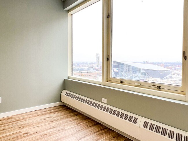 Building Photo - Discover Skyway Connected: Luxury Living in Downtown Minneapolis for $1,199/month!