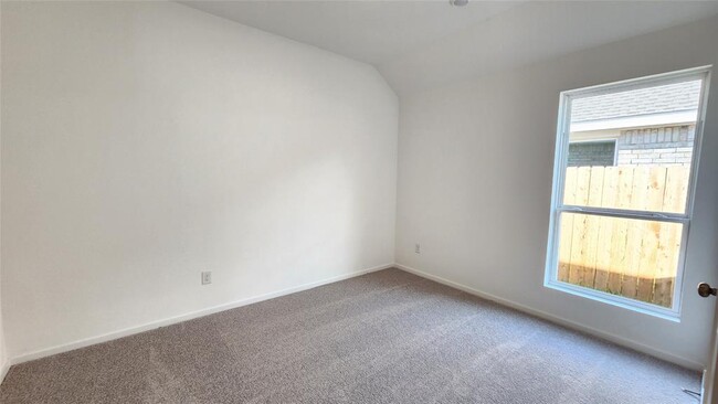 Building Photo - 6426 Seafoam Lake Dr