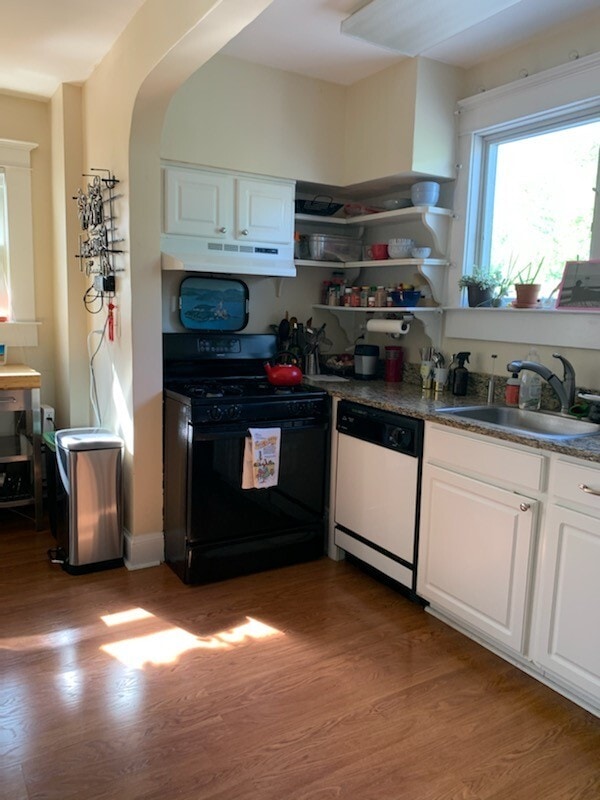 Building Photo - 5 Murray Ave