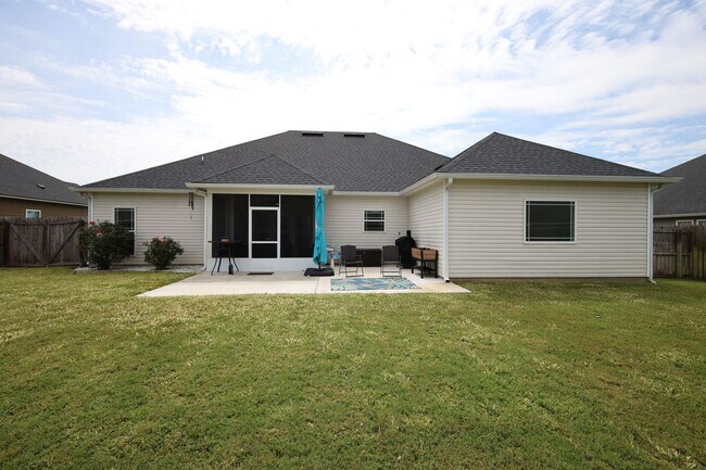 Building Photo - 3905 Crusader Ct