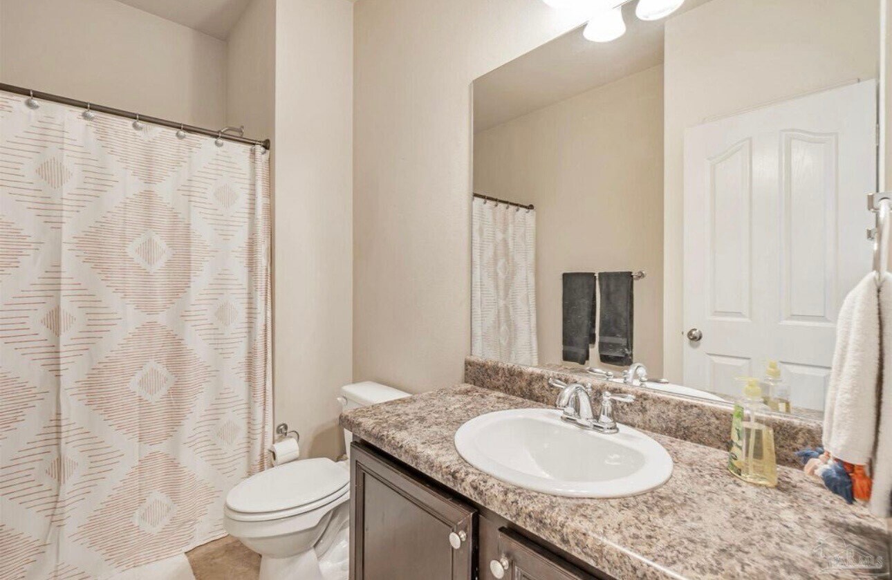 Building Photo - 5811 Rustic Ridge Cir