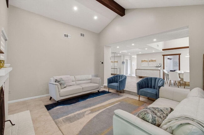 Building Photo - 7745 Stanway Pl